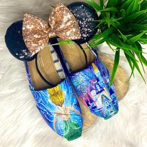 Tinkerbell and Cinderella’s castle painted Toms!